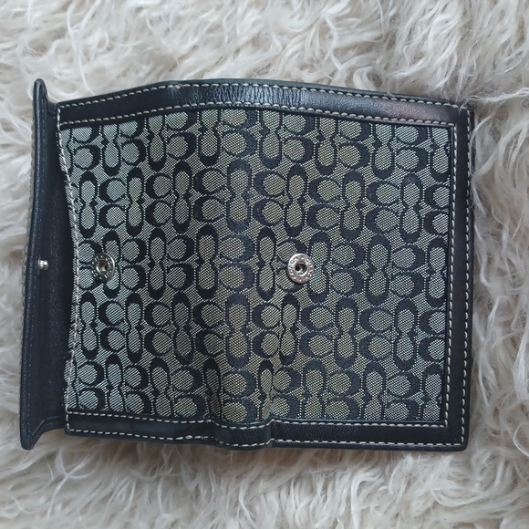 Coach wallet - Picture 9 of 16